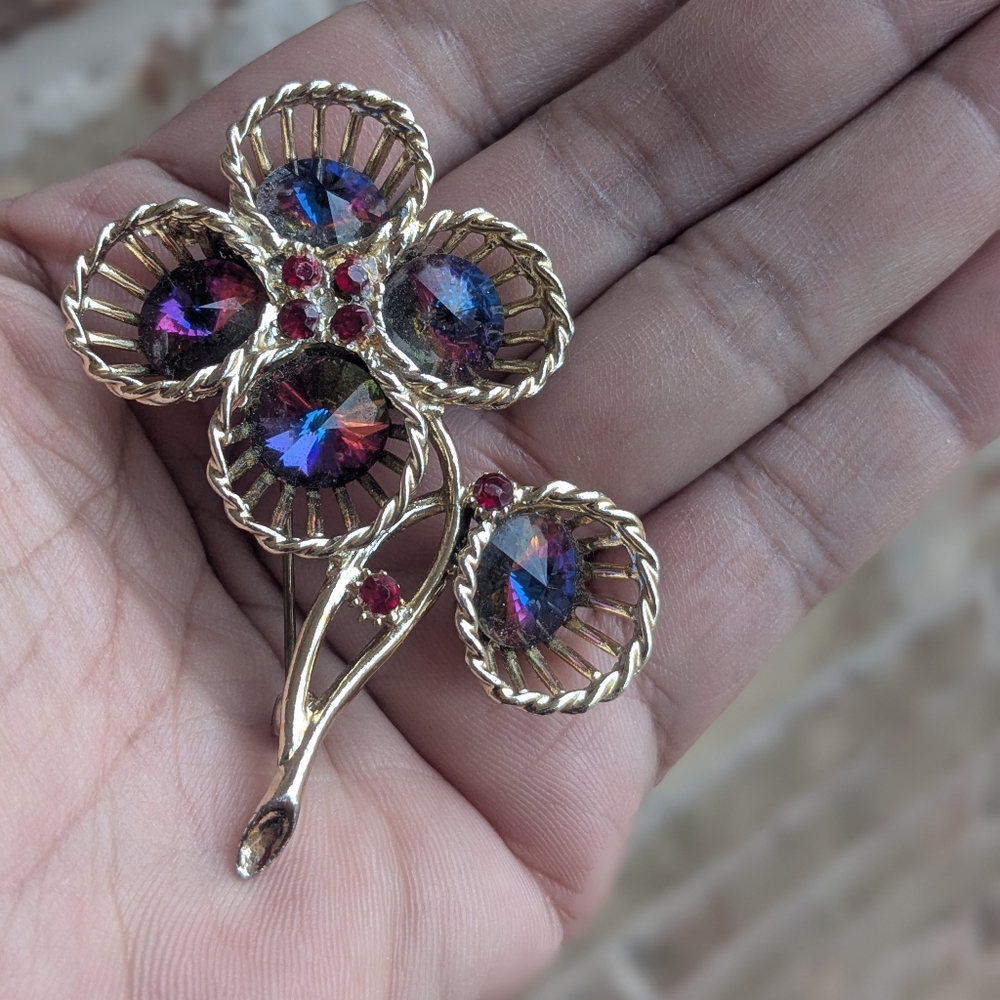 Vintage Yellow Gold Tone Aurora Borealis Glass Rhinestone Brooch